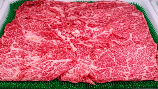 毎週金・土は特定のお肉10％引き